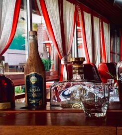 Dzama Cocktail Café